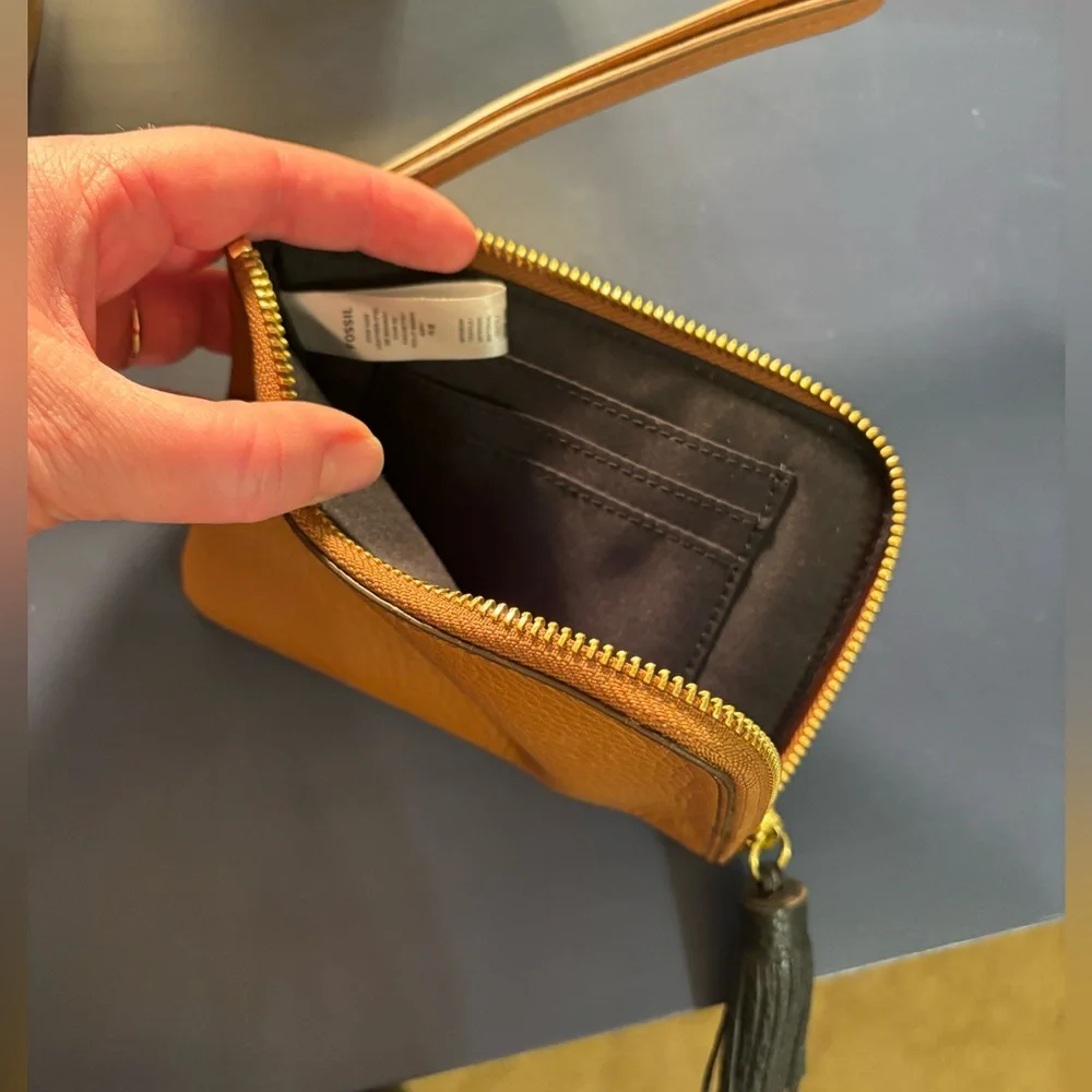 Wristlet - Picture 3 of 3
